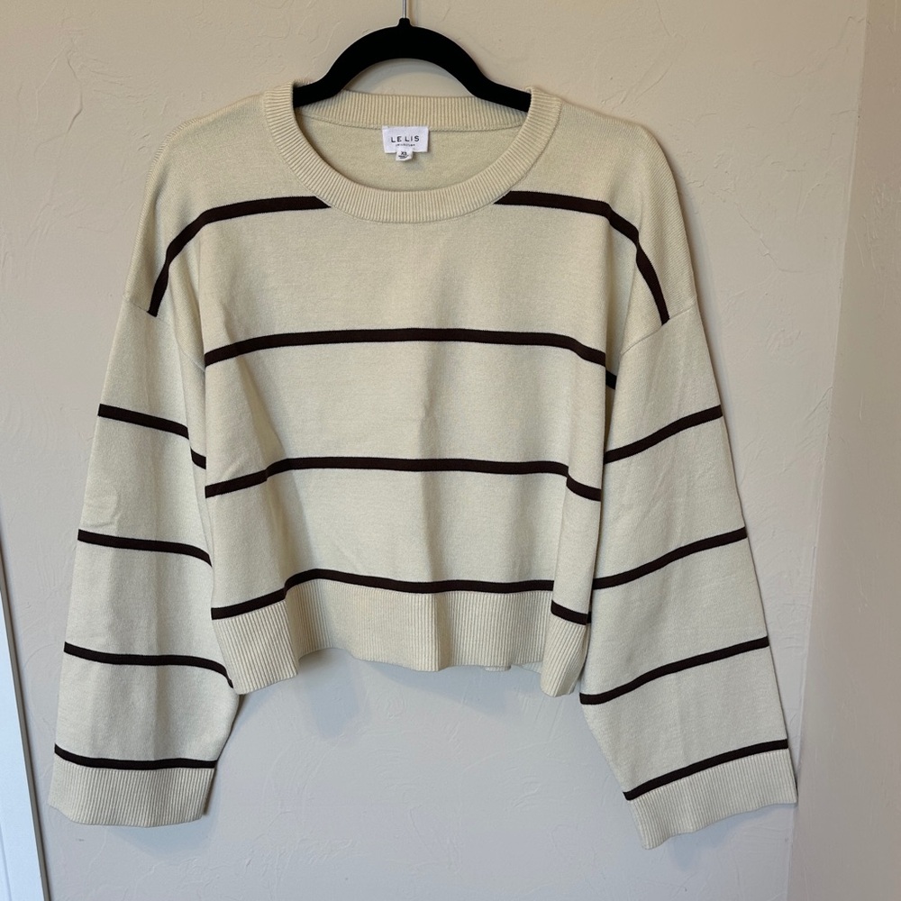 Le Lis Cream Knit Sweater